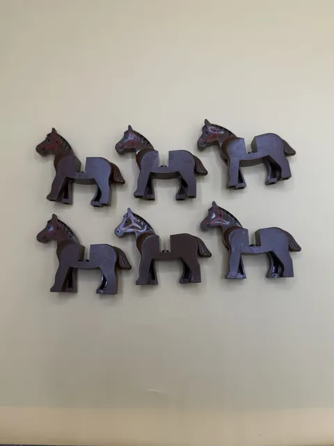 USED LEGO LOT 6X  BROWN HORSE 