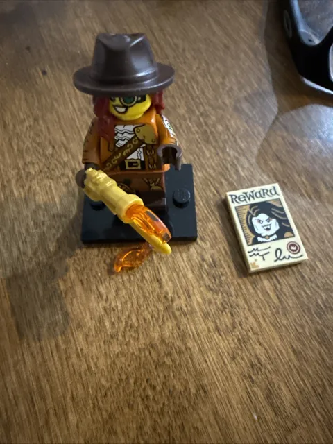LEGO # 71052 MINIFIGURES SERIES 29 - MONSTER HUNTER # 4