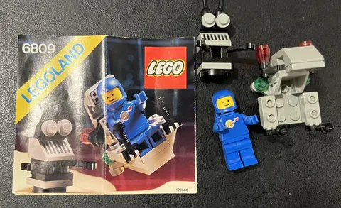 LEGO LEGOLAND Set 6809 / MPN 6809 Plastic Building Toy Set w/ Instructions