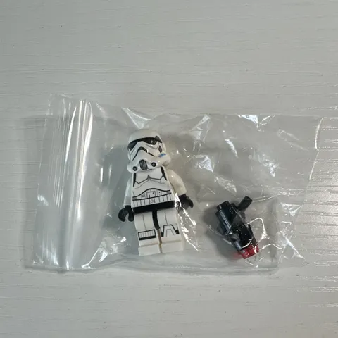 ULTRA RARE LEGO STAR WARS TOYS R US EXCLUSIVE IMPERIAL STORMTROOPER