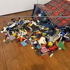 17 Pound Bag Of Assorted LEGO Lot