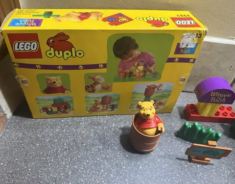 LEGO Duplo 2983 Winnie The Pooh Heffalump Hide N Seek w/ Piglet RARE Complete