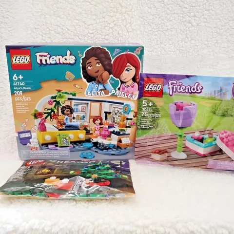 LEGO Friends 41740 Aliya's Room, 30411 Chocolate Box Flower & 30576 Holiday Tree