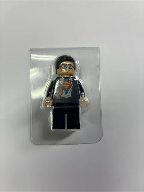 Sealed Lego DC Superheroes Clark Kent/Superman Minifigure-DVD Exclusive 2013