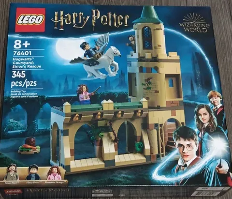 LEGO 76401 Harry Potter , Hogwarts Courtyard: Sirius's Rescue Retired 