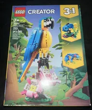 LEGO CREATOR 3 in 1 Exotic Pink Parrot Fish Frog Building Set 31136 NEW