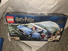 LEGO Harry Potter: Flying Ford Anglia Set - Figurines And Car. New/sealed