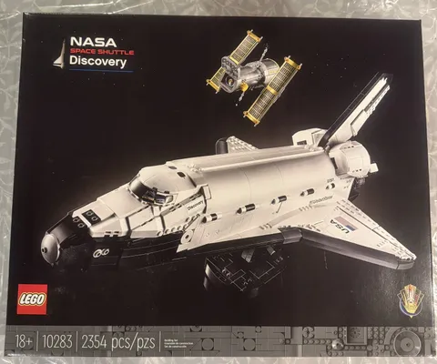 LEGO NASA Space Shuttle Discovery (10283)
