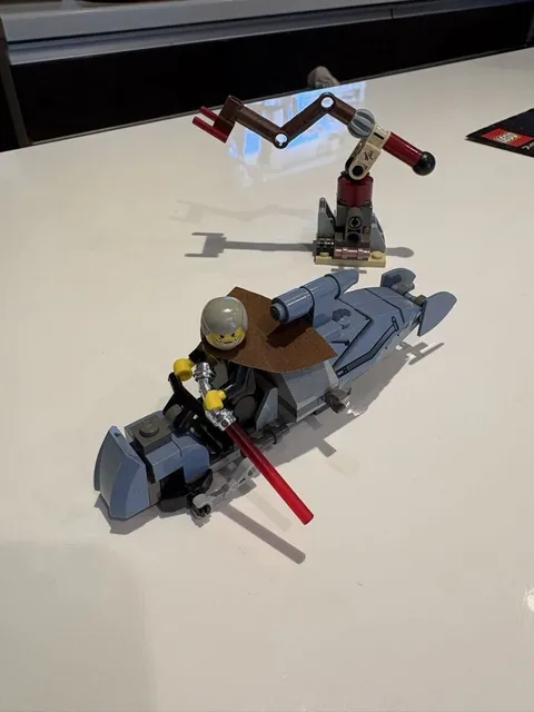 LEGO 7103 Star Wars Jedi Duel Set Missing Yoda Mini Figure