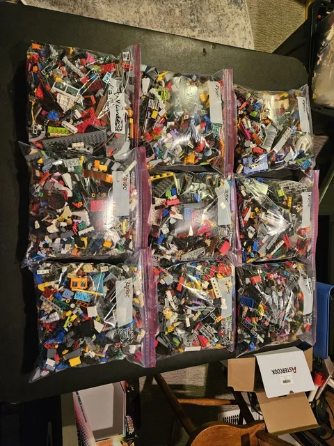 2 LB LEGO Bulk Lot Bricks Parts Pieces Random Mixed – 1 Bag Min
