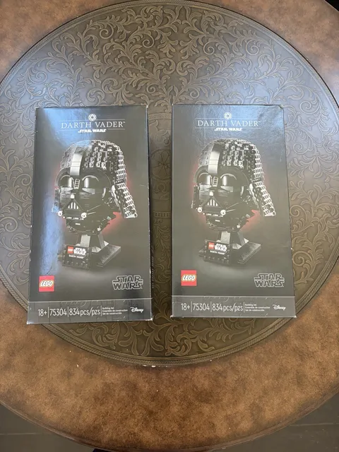 LEGO Star Wars: Darth Vader Helmet (75304)