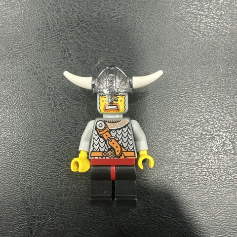 Lego Minifigure vik003 Viking Warrior 4c Vikings 2005 The Wyvern Dragon Set 7016