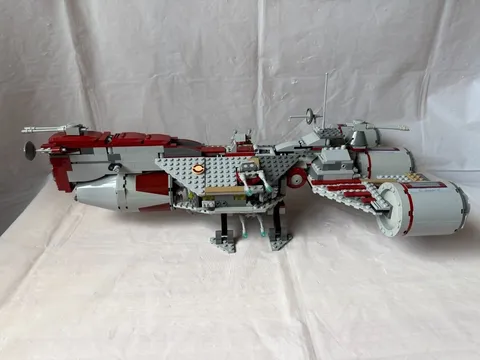 LEGO Star Wars Republic Frigate 7964 (2011) Retired Set
