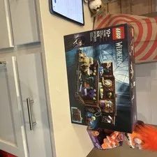 Lego Wednesday Dawn Room 767-8577 150 Pieces Brand New