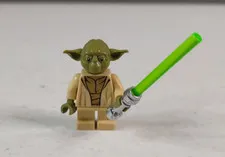 Lego Star Wars Yoda Minifigure 75017 W/ Green Lightsaber