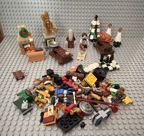 LEGO Harry Potter Lot - Accessories, 3 Minifigures, Printed Pieces