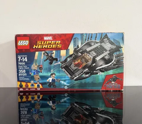 LEGO 76100 Marvel Super Heroes: Royal Talon Fighter Attack New SEALED