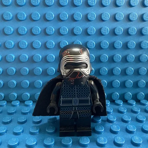 LEGO Star Wars Supreme Leader Kylo Ren Minifigure sw1061 Rare Retired