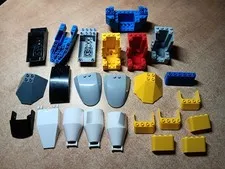 LEGO BULK LOT OF 24 WINDSCREENS CANOPY COCKPITS VARIOUS SIZES & COLORS