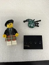 LEGO Bagpiper Minifigure 8831 Collectable Series 7 (100% Complete)