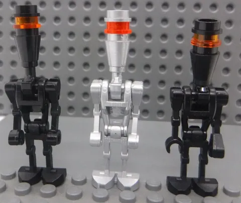 LEGO Star Wars Minfigures IG-88 sw0151 (Silver) & 2X Assassin Droid Elite sw0222