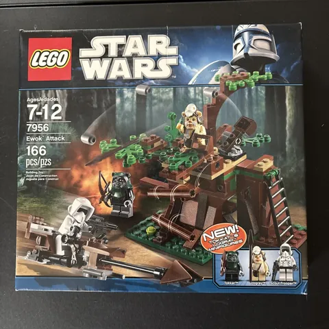 Lego Star Wars 7956 EWOK ATTACK Endor Minifigure NISB  SEE EACH SEAL 