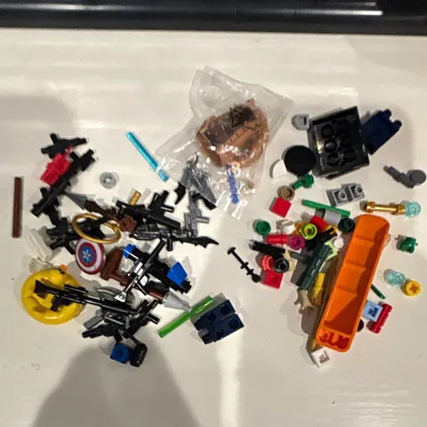 LEGO Bulk Lot Minifigure Accessories & Parts, Multicolor