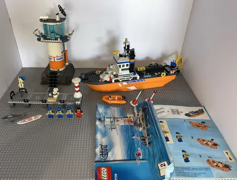 Lego 7739 City Coast Guard Patrol Boat & Tower. Set Minifigures And Manual