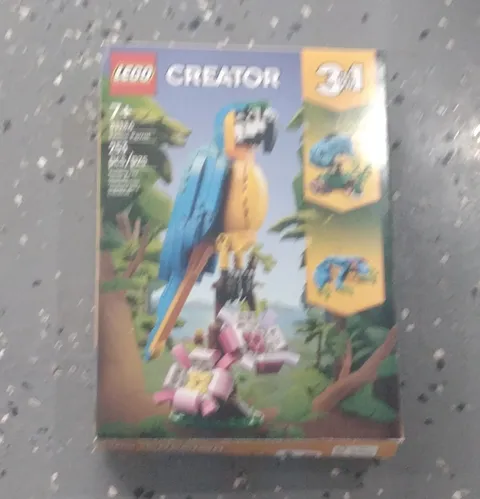 LEGO Creator 3in1 Exotic Parrot 31136 Building Set 253 Pieces Age 7+