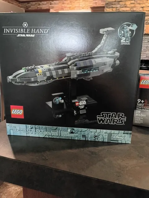 Lego 75377 Star Wars Invisible Hand Starship 25th Anniversary 