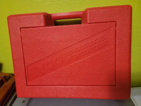 VINTAGE RED TYCO SUPER BLOCKS STORAGE CASE 16" X 12" X 4.5" 