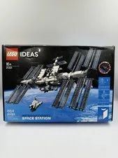 LEGO IDEAS 21321 INTERNATIONAL SPACE STATION (Damaged Box)