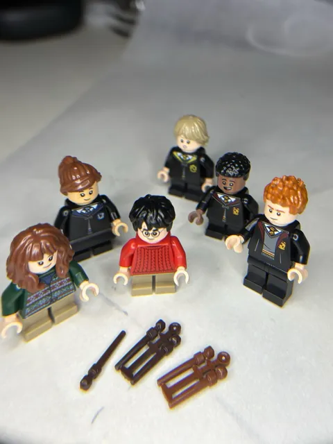 LEGO Harry Potter 76454 Main Tower Minifigure Lot 7 Genuine Authentic