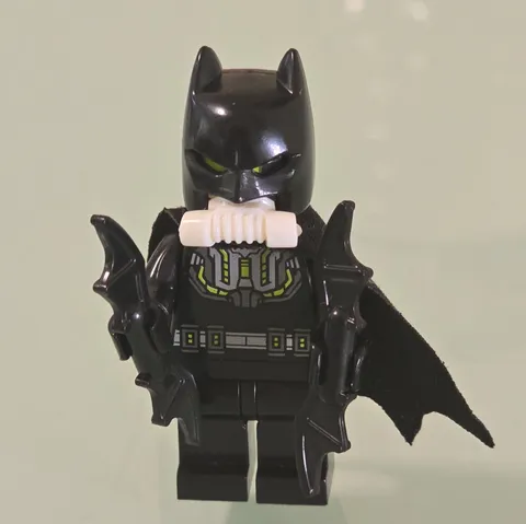 NEW DC Comics Batman (Gas Mask Suit) Custom Lego Minifigure 76054 Scarecrow
