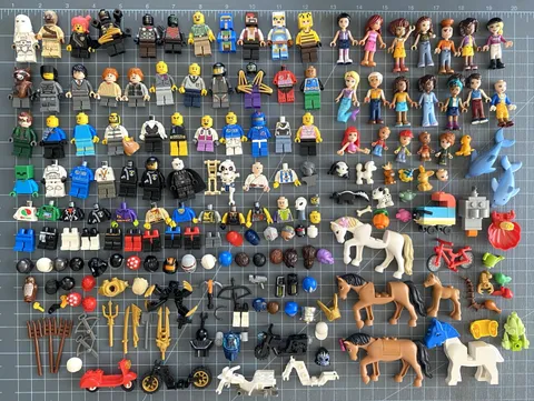LEGO Minifigure Lot Figures + Parts + Accessories + Friends Town City People