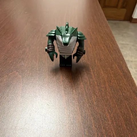 LEGO Leatherhead minifigure teenage Mutant Ninja Turtles. GREAT CONDITION