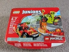 LEGO Juniors 10722 Snake Showdown Damaged Box and Sealed Retired