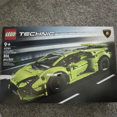 LEGO TECHNIC: Lamborghini Hurac N Tecnica (42161) 806 PCS