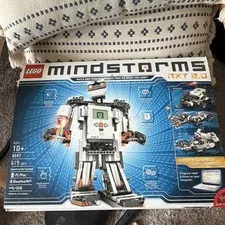 Lego Mindstorms NXT 2.0 8547 Robotics Kit (in box, complete)