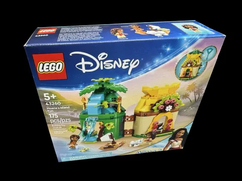 LEGO Disney Moana's Island Fun Building Toy Princess Playset 43260 Sealed