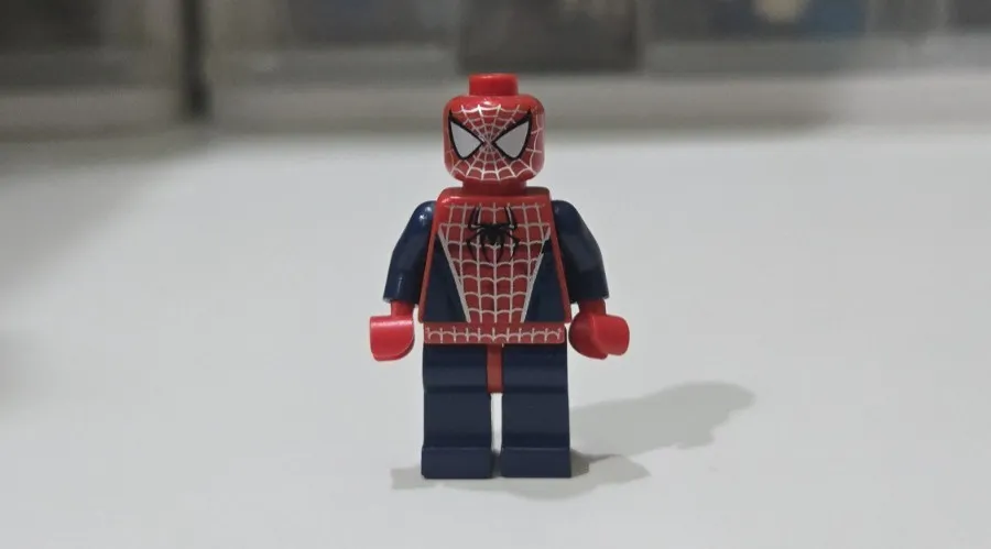 LEGO Minifigures  Spider-Man - Dark Blue Arms and Legs, Silver Webbing spd028