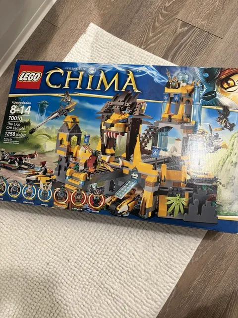 LEGO Legends of Chima The Lion CHI Temple (70010) NEW! SEALED!