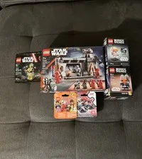 Lego Star Wars Paz Vizsla Moff Gideon Pack 75386 & Star Wars Polybags/CMF