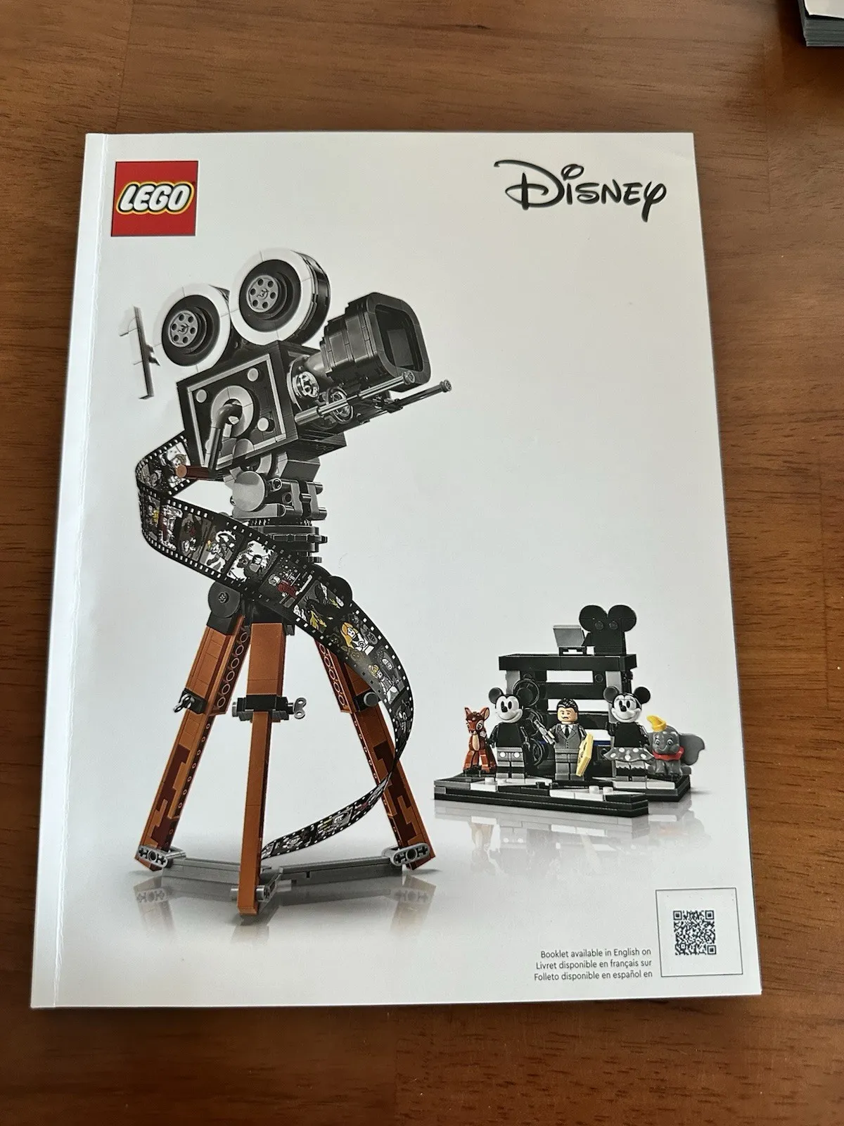 LEGO Instruction Manual for Walt Disney Tribute Camera 43230