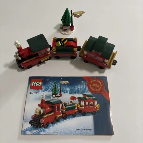 LEGO 40138 2015 Christmas Train Limited Edition Holiday Set Complete