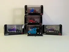 Lot of 6 Malibu 1:87 2x purple aeromax 2x volvo actros hauler see pics