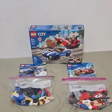 LEGO City (60242) Police Highway Arrest 98% Complete With Box And Instructions