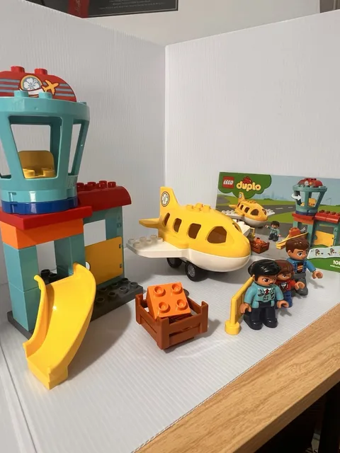 Lego Duplo 10871 Airport Building Airplane With Manual Figures Lot No Suitcase