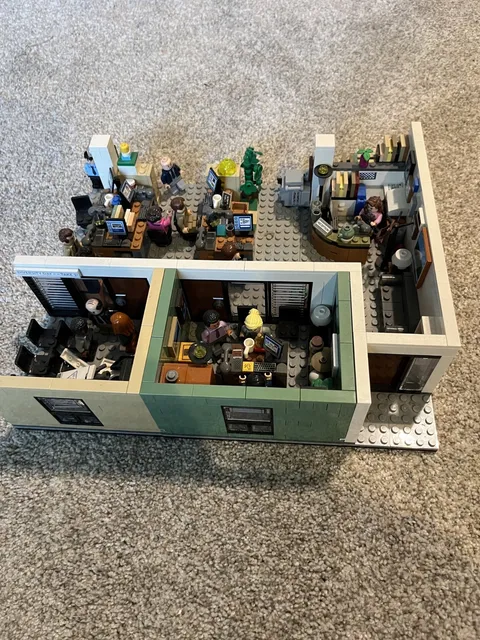 LEGO Ideas: The Office (21336). Used, complete with instructions, no box
