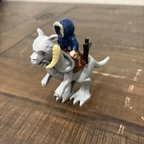 LEGO Han Solo Minifigure & Tauntaun - 7749 Star Wars - Hoth Echo Base